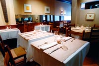 dinner.jpg (14337 bytes)